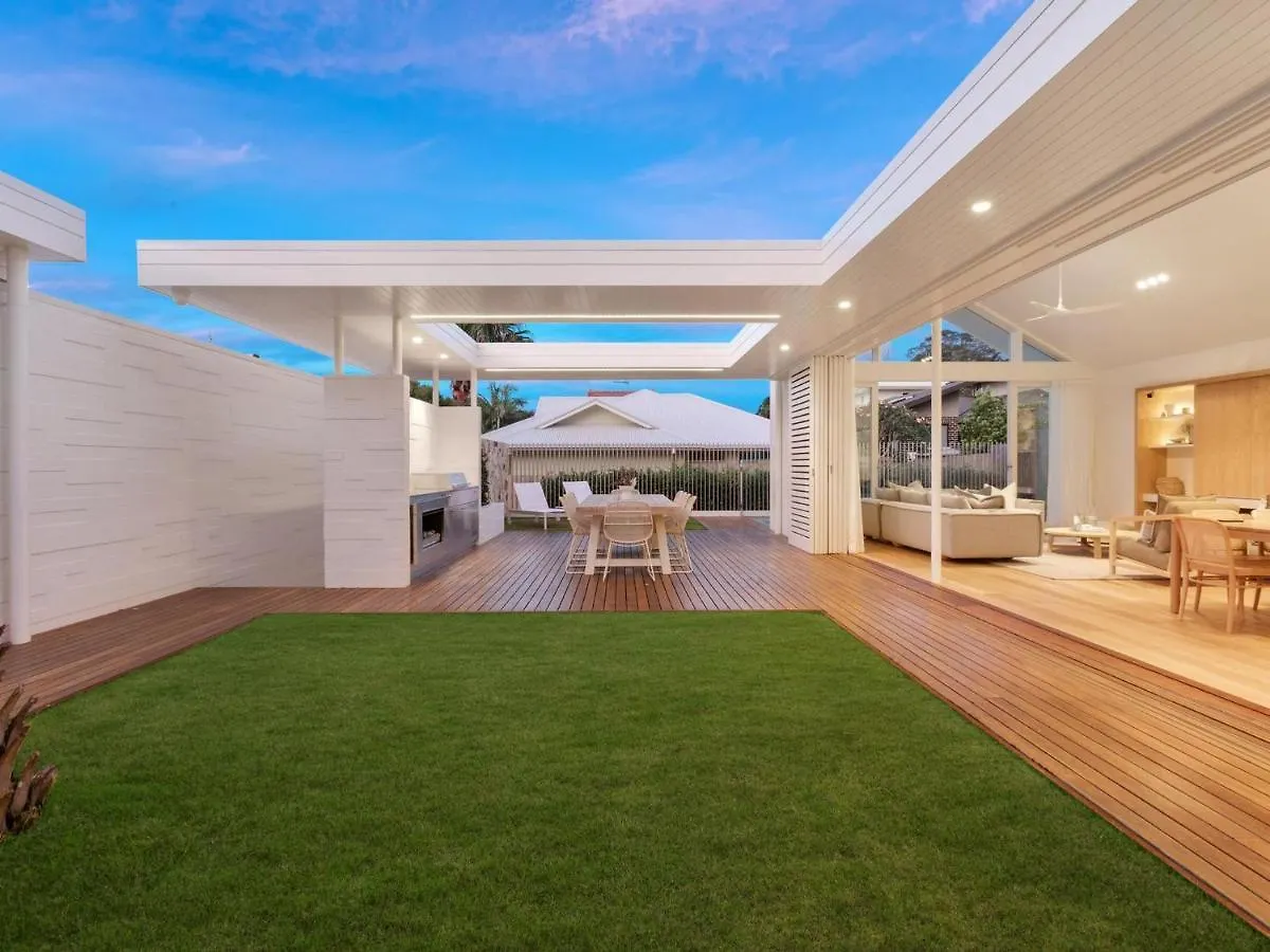 Holiday home Aroha - Beachside Luxury Home With Private Pool