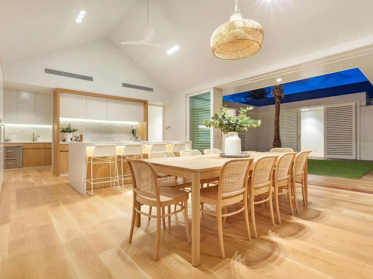 Holiday home Aroha - Beachside Luxury Home With Private Pool