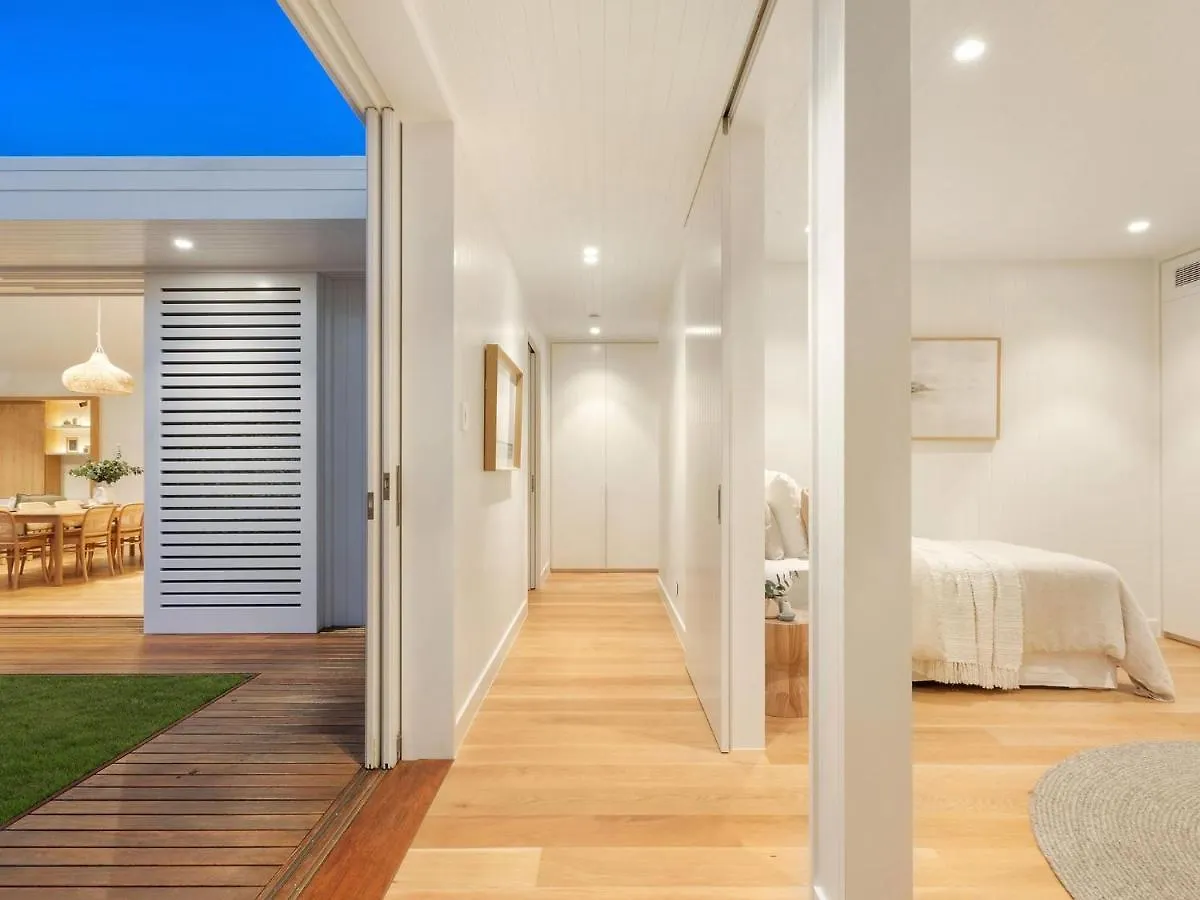 Holiday home Aroha - Beachside Luxury Home With Private Pool Australia