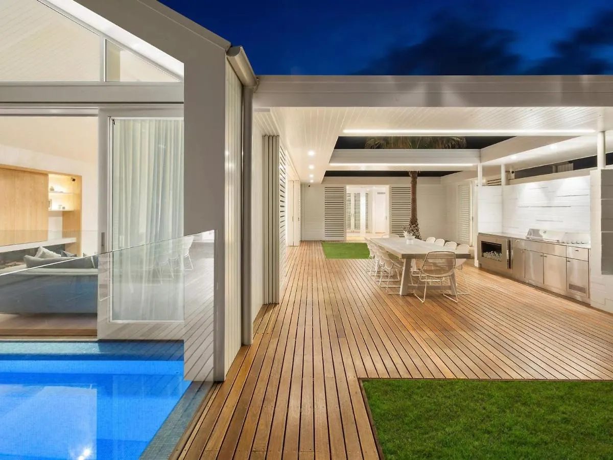 Aroha - Beachside Luxury Home With Private Pool